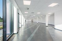 Clear internal eaves height of c. 7.20 m