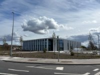 Technology/manufacturing space of c.1,537 m2 with roller shutter door to yard