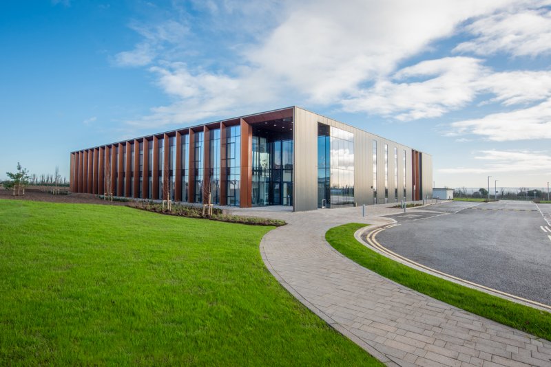 Ancillary spave totalling c.1,607m² including office space over two floors